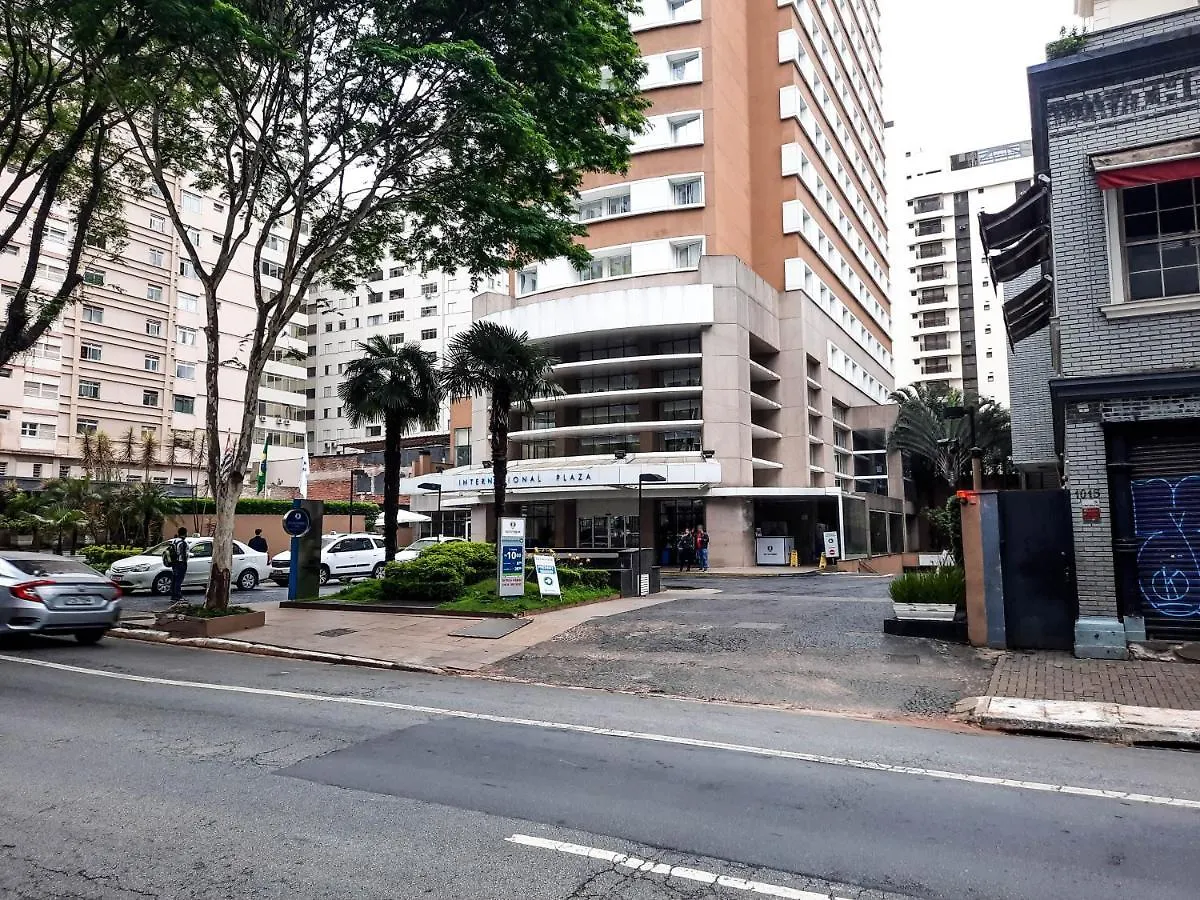 Flat Confortavel Ao Lado Da Paulista Sao Paulo Brazil